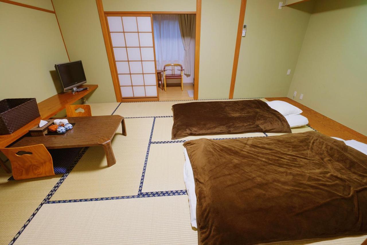 Fuji Hokin Kaikan Hotel Яманакако Екстериор снимка